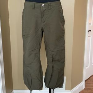 The North Face Nylon Capri Pant Hiking Cargo Sz 10